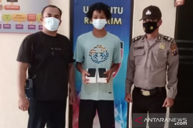 Pencuri terekam CCTv ditangkap Polsek Teluk Nibung