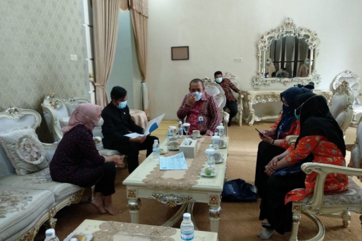 Ketua DPRD sasaran pertama Pendataan Keluarga 2021