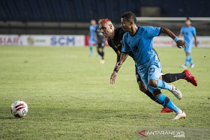 Madura United VS Persela Lamongan Imbang 