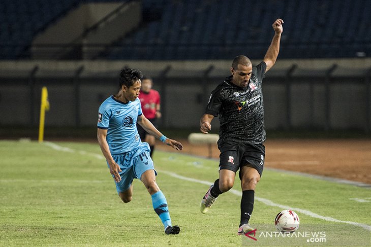 Madura United VS Persela Lamongan Imbang 