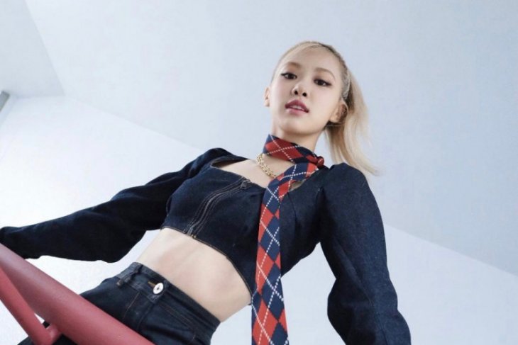Rose BLACKPINK rilis lagu