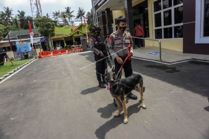 Peningkatan pengamanan kantor polisi