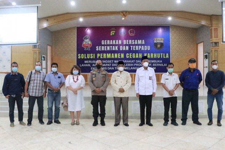 Bupati Tanjabbar minta permanenkan simpul-simpul gerakan pencegahan karhutla