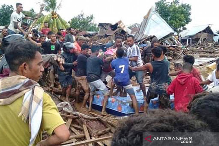 Jokowi presses for easier public access to BMKG's forecast, warnings