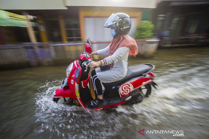 Sungai Martapura Meluap