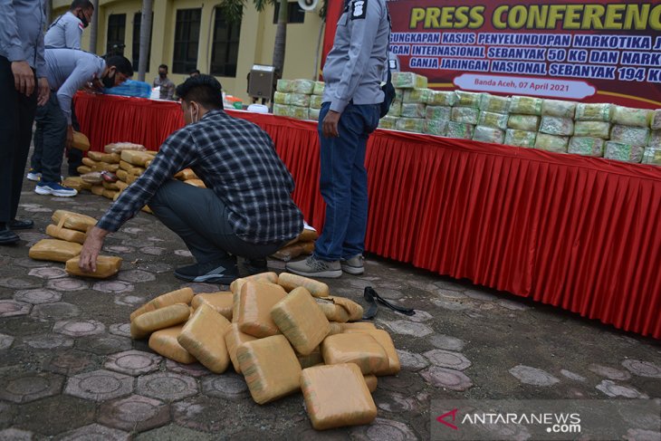 POLDA ACEH DAN BEA CUKAI GAGALKAN PEREDARAN  NARKOTIKA