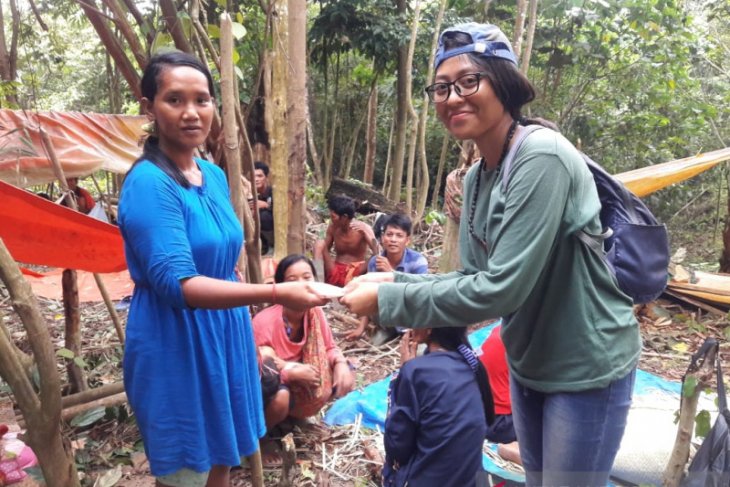 Ni Komang, gadis Bali yang jadi pendamping orang rimba