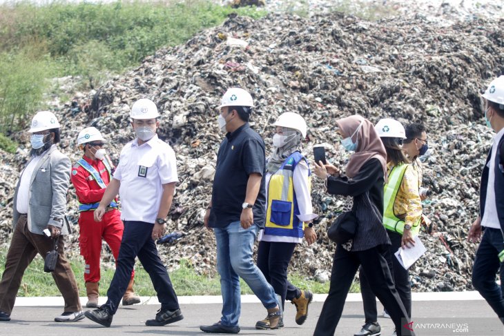 Kunjungan DPR di Pengolahan Sampah Jabon