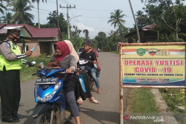 Antisipasi penyebaran COVID-19, Pemkab - Polres Tapsel intens tegakkan prokes