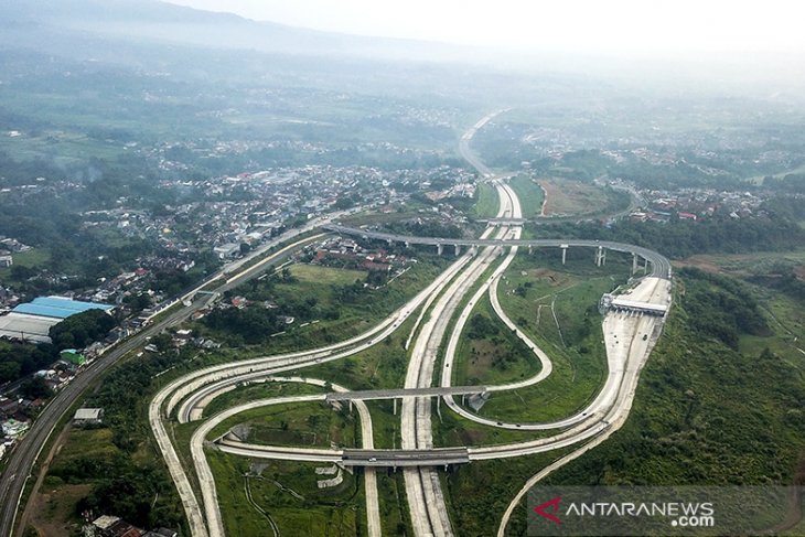 Proyek jalan tol Bocimi 