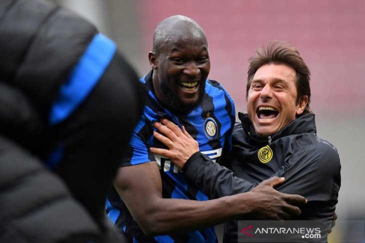 Antonio Conte mengatakan Inter Milan mulai terbiasa menghadapi tekanan