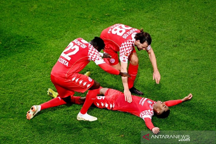 Mainz mengalahkan Cologne dalam duel dua tim terancam degradasi