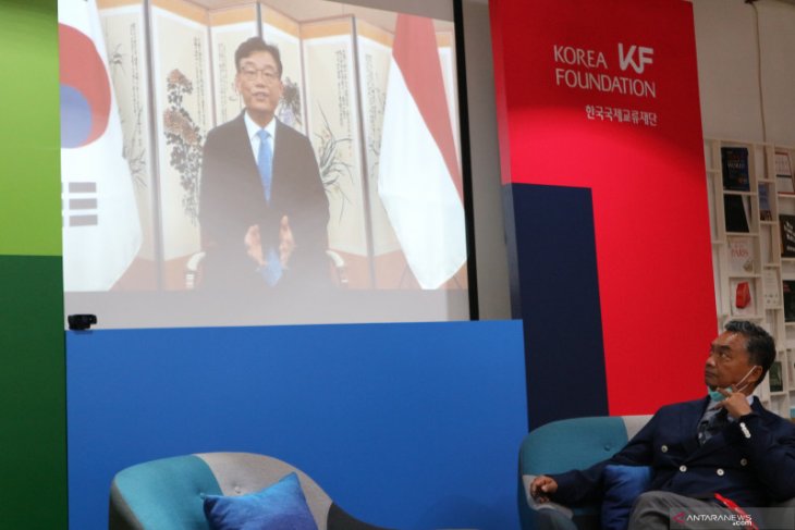 Membicarakan Korea selain