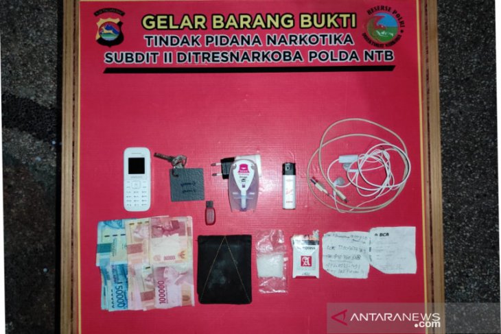 Polisi gagalkan transaksi narkoba