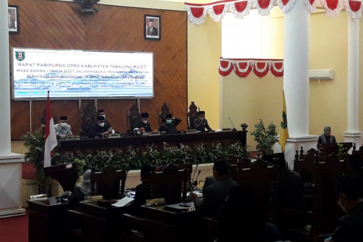 Komisi I soroti ratusan kasus positif COVID-19 yang tak terdata