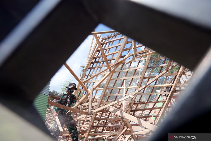 Bantuan Pemulihan Pascagempa di Blitar