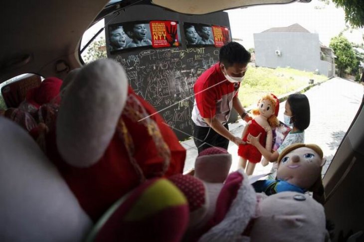 Donasi mainan peduli NTT