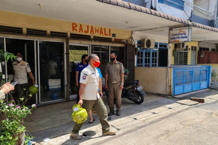Pertamina dan Satpol PP Pontianak razia elpiji subsidi di warkop dan laundry