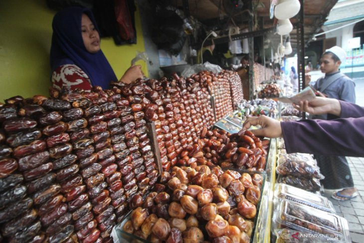 Penjualan Kurma Meningkat