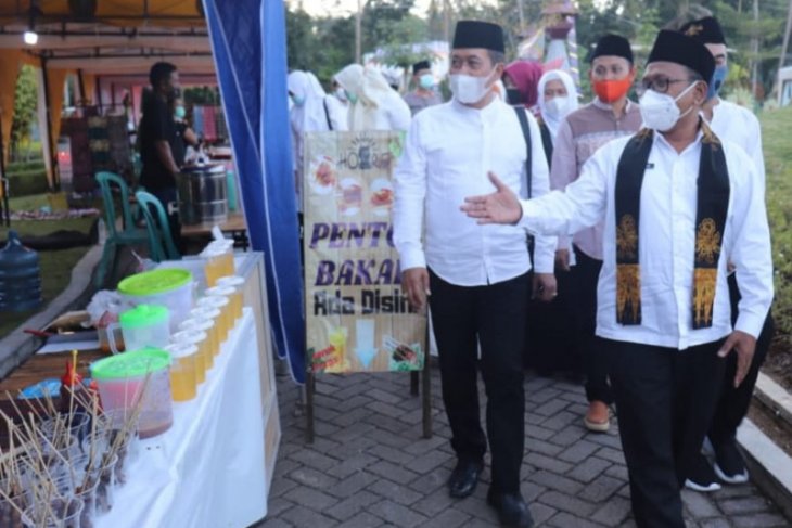 Wabup Sugirah apresiasi tempat wisata Banyuwangi gandeng UMKM gerakkan ekonomi