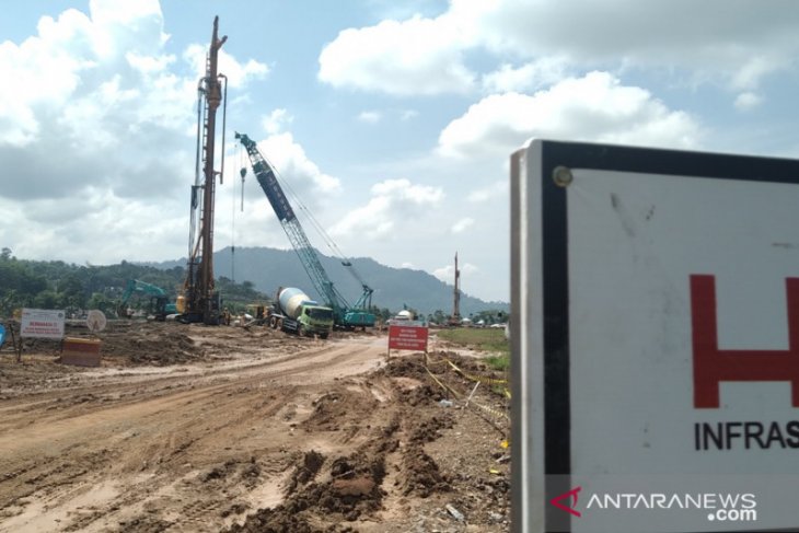 Menebas macet Sumbar dengan