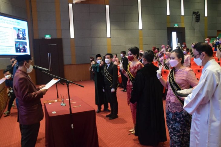 Unusa siapkan 44 lulusan profesi perawat untuk kerja di luar negeri