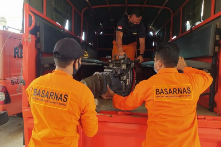 Warga Kuala Selakau Sambas sudah tiga hari merawai tak pulang-pulang