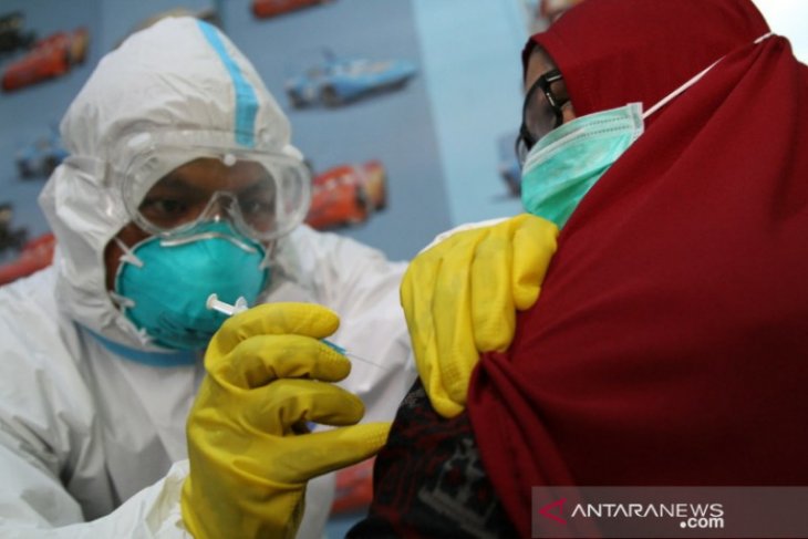 5.910.921 warga Indonesia telah menerima dosis vaksin lengkap