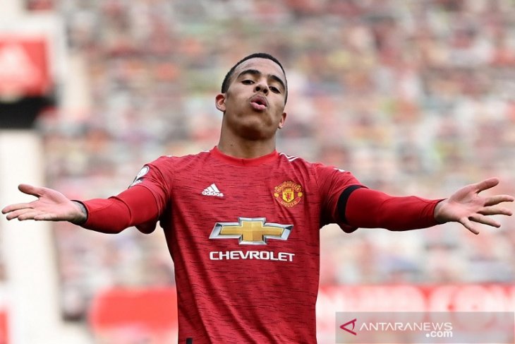 Liga Inggris: Manchester United libas Burnley untuk pangkas jarak dari City