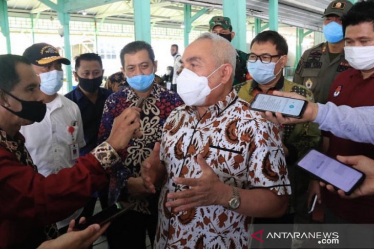 Gubernur Kaltim Isran Noor minta tunda pembelajaran tatap muka