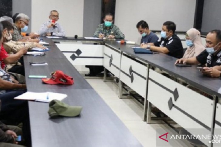 Satgas COVID-19 Kota Singkawang diminta tekan kasus konfirmasi positif