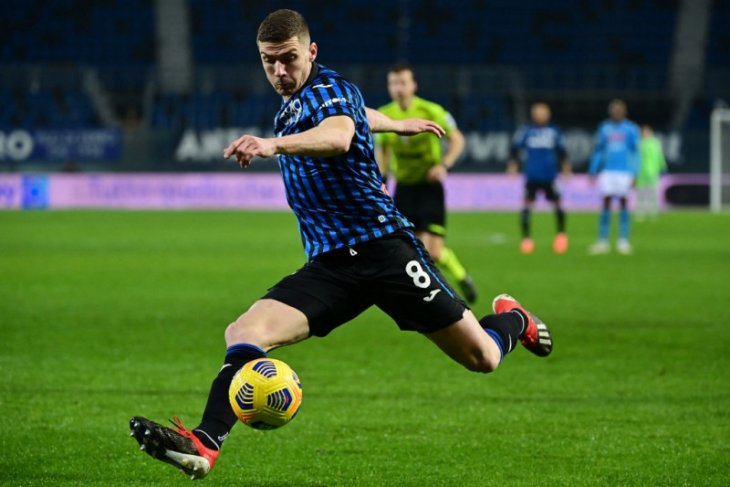 Bek Atalanta Robin Gosens anggap aneh LSE karena ada Arsenal dan Spurs