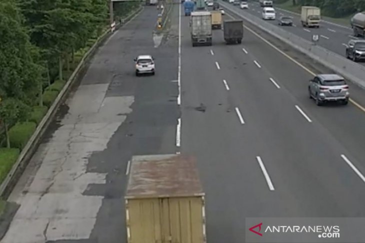 Jasa Marga kembali lanjutkan pekerjaan rekonstruksi Jalan Tol Japek
