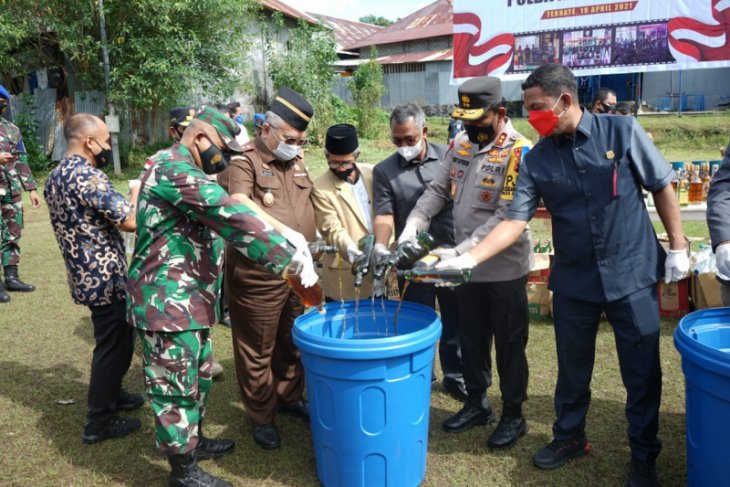 Polda Malut musnahkan barang bukti Operasi Pekat 2021
