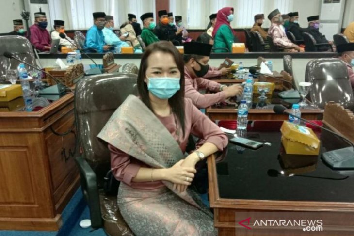 Vina: Perempuan harus mandiri dan berani menentukan pilihan