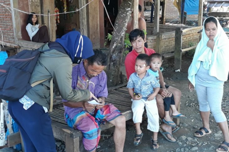 Semangat Mantri Usra bangkitkan UMKM terdampak gempa di Mamuju Sulbar