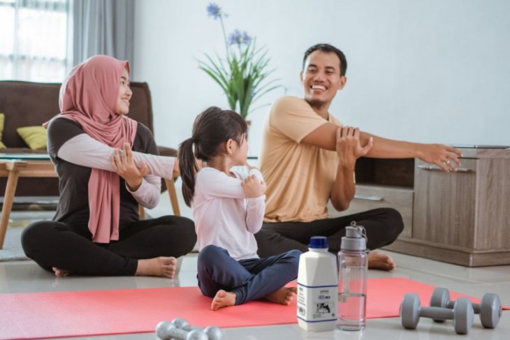 Cara sederhana jaga kesehatan mental saat pandemi COVID-19