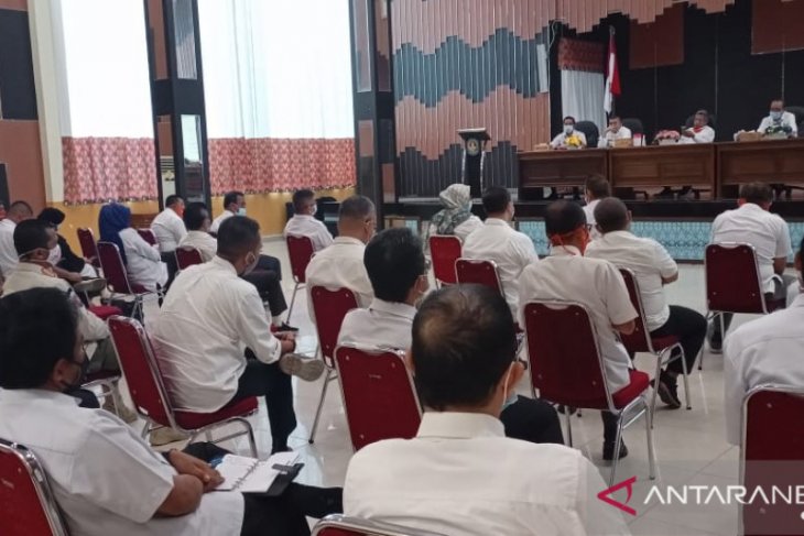 Kubu Raya sederhanakan birokrasi pada jabatan administrasi