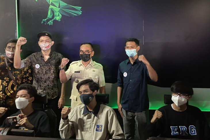 Pemkot Blitar dukung atlet e-sport di Piala Menpora