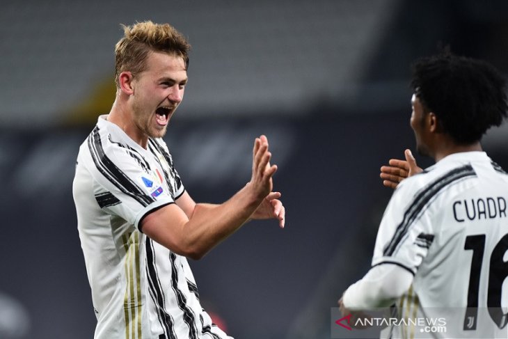 Juventus ke posisi ketiga, Sampdoria kirim Crotone ke ambang degradasi