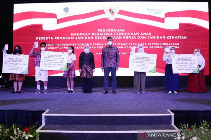BPJS Ketenagakerjaan Realisasasikan Kenaikan Manfaat Beasiswa Hingga Rp174 Juta untuk 2 orang Anak