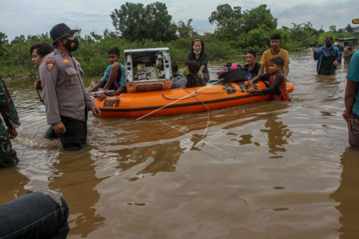 Banjir akibat luapan Sungai