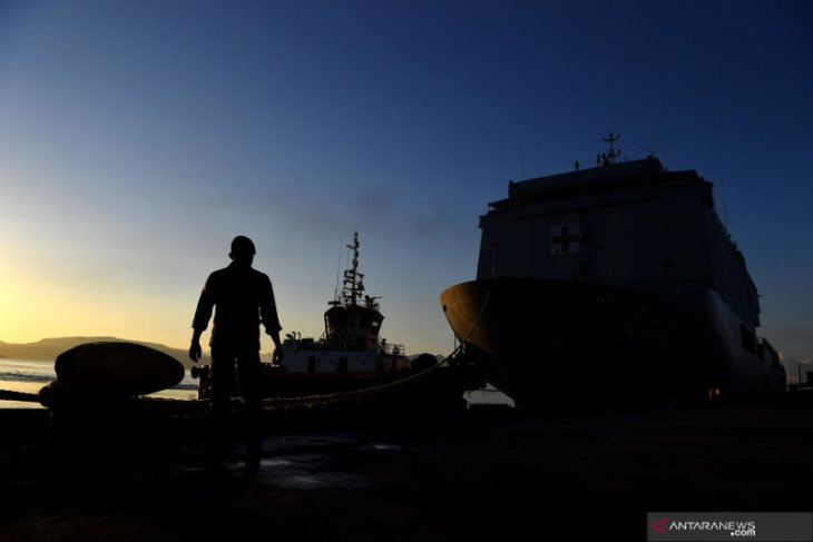 Evakuasi KRI Nanggala-402 gunakan kapal SKK Migas