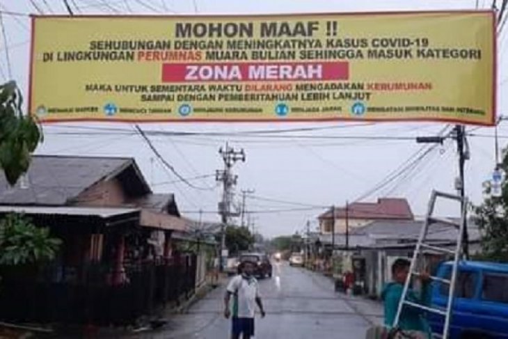 Warga dua kompleks perumahan di Batanghari jalani PPKM