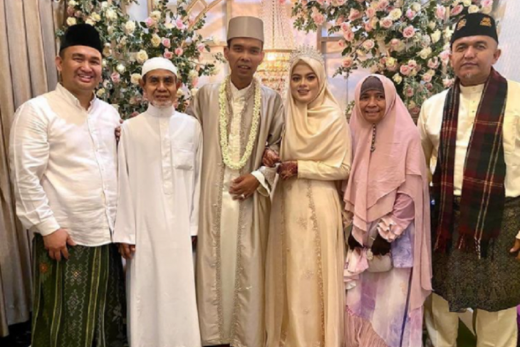 UAS resmi nikahi perempuan 19 tahun asal Jombang