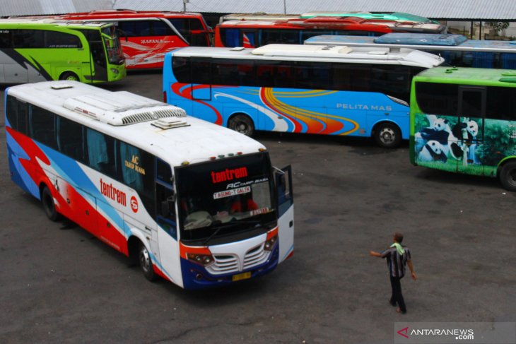 Jumlah Penumpang Bus di Terminal Malang Meningkat