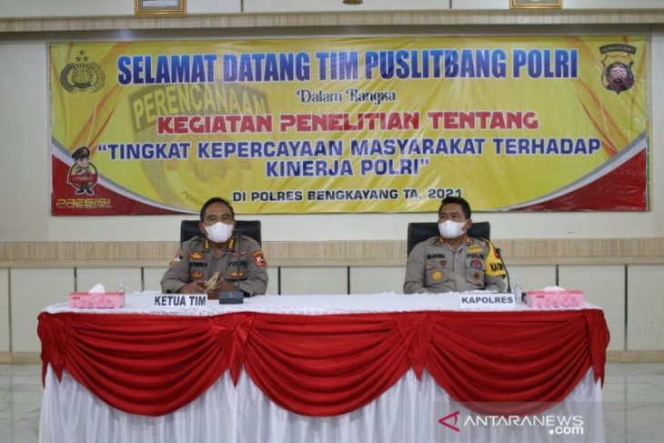 Tingkat kepercayaan masyarakat terhadap Polres Bengkayang 86,93