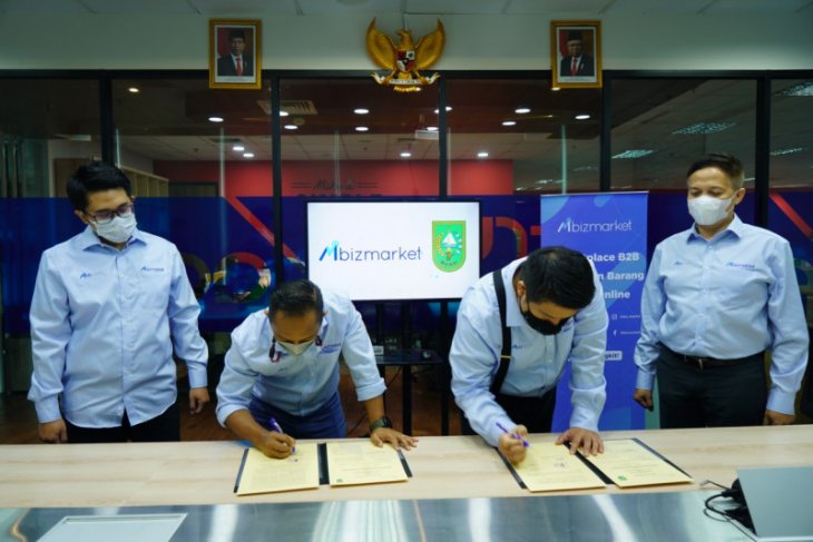 Pemprov Riau gandeng Mbizmarket untuk layanan belanja pemerintah