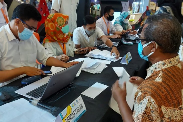 Rencana Dinas Pendidikan tangsel vaksinasi guru lokal hingga asing