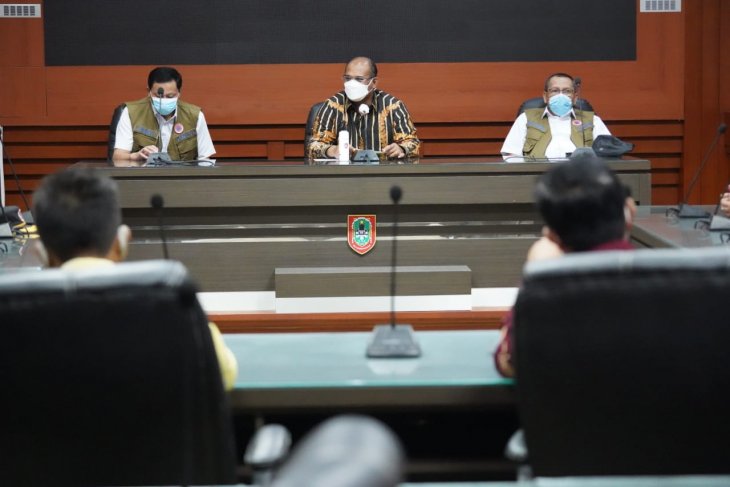 BNPB serahkan dana tunggu hunian Rp618 juta pascabanjir